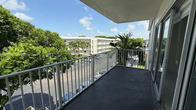5 of 12 - 7701 Sw 88th Street #b330, Miami, FL