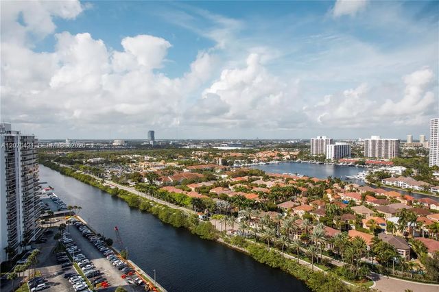 2 of 21 - 20505 E Country Club Drive #ph-39, Aventura, FL