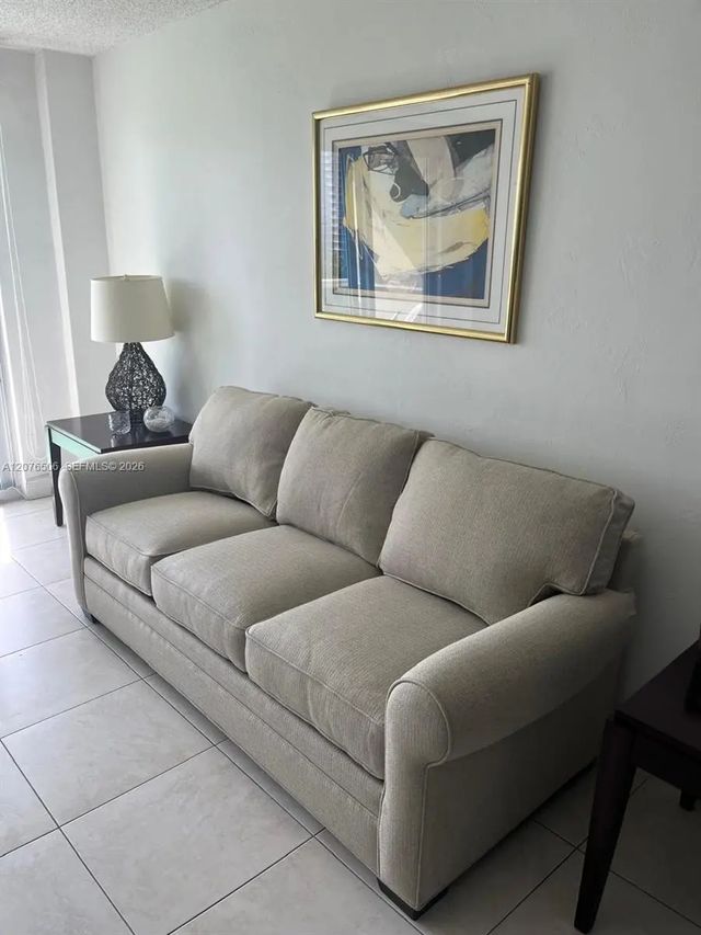 3 of 17 - 19370 Collins Avenue #805, Sunny Isles Beach, FL