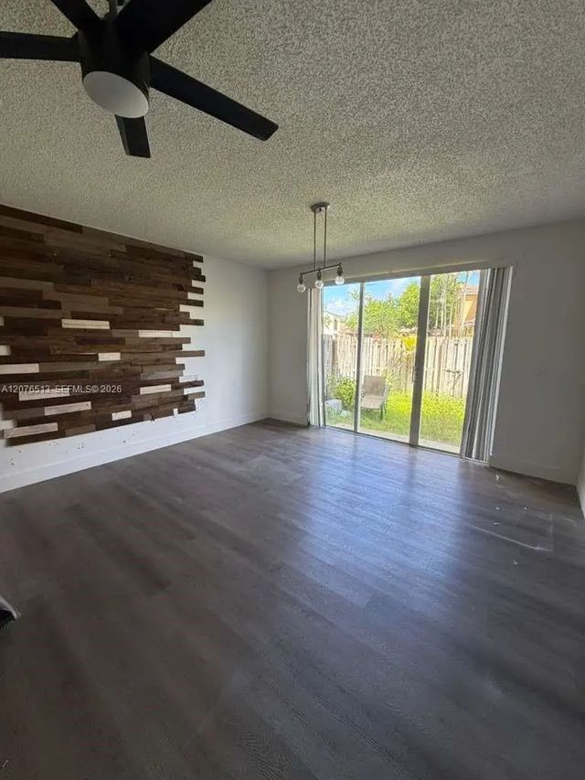 5 of 18 - 2311 Ne 42nd Circle, Homestead, FL