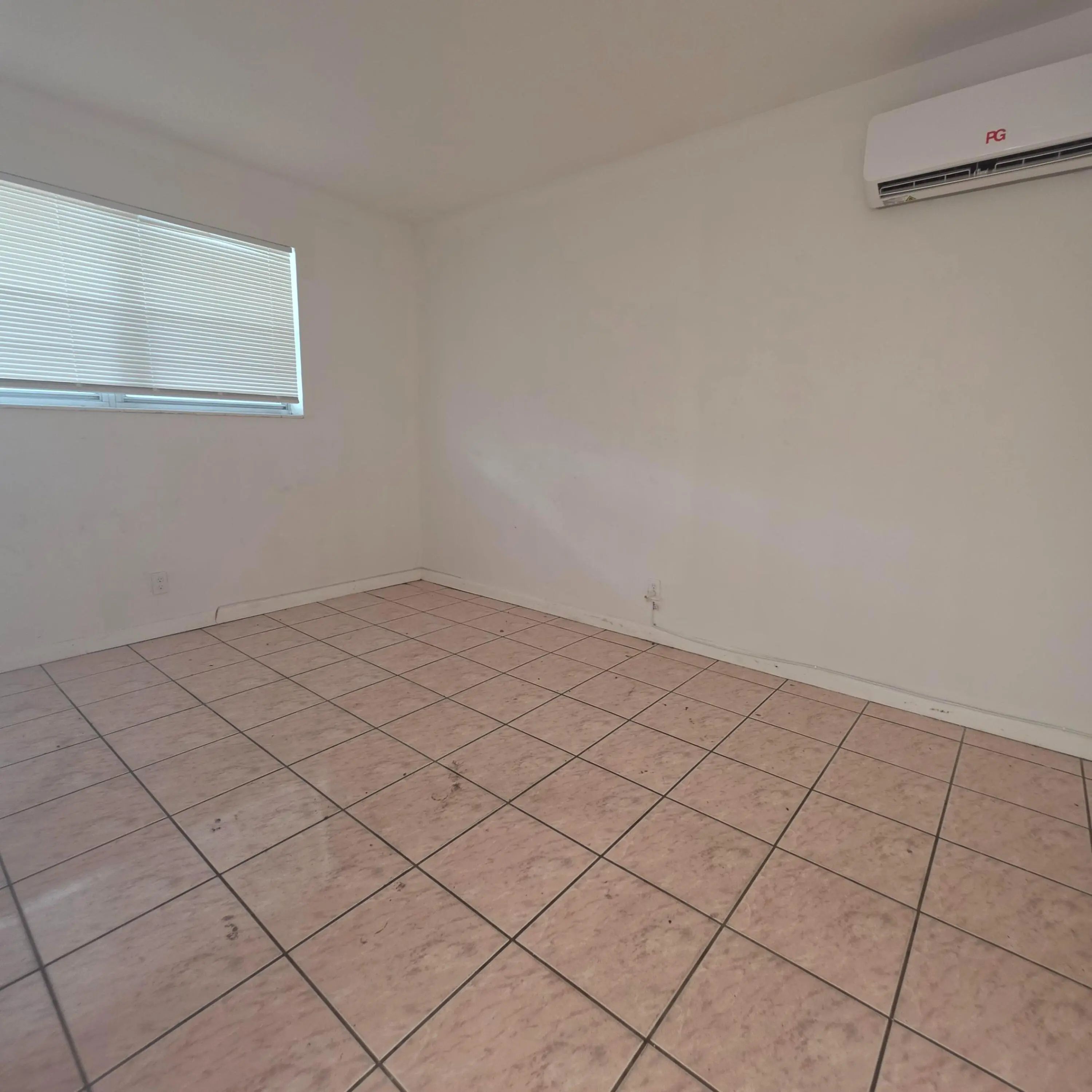 1826 Sherman Street #apt 7, Hollywood