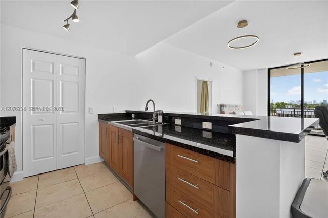 4 of 43 - 1300 Ponce De Leon Boulevard #405, Coral Gables, FL