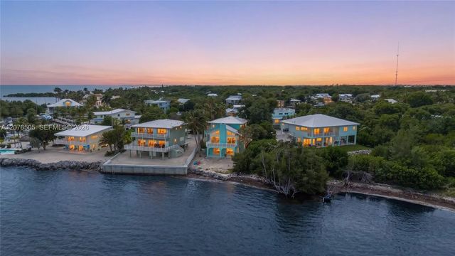 5 of 45 - 316 N Dr, Islamorada, FL