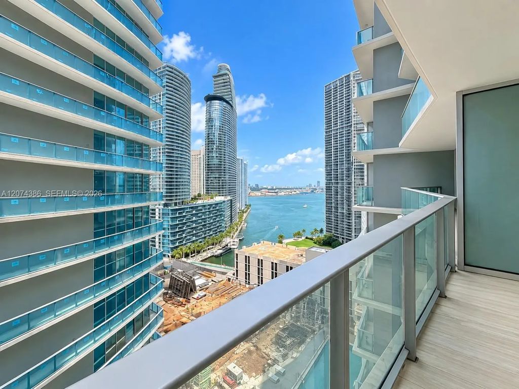 77 Se 5th Street #2206, Miami