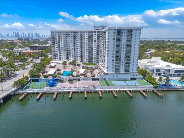 4 of 46 - 4101 Pine Tree Drive #1105, Miami Beach, FL