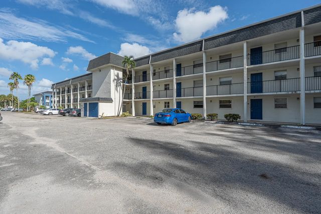 5100 Sw 64th Avenue #204a, Davie