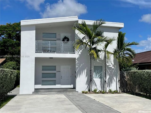 2290 Sw 58th Avenue, Miami
