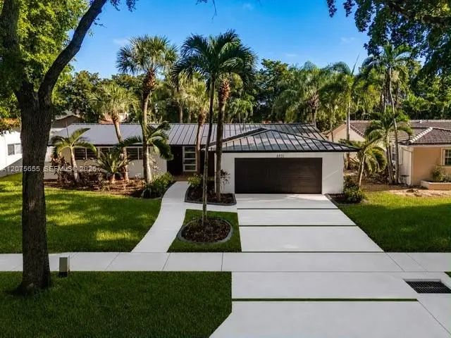 2 of 25 - 6931 Loch Ness Drive, Miami Lakes, FL