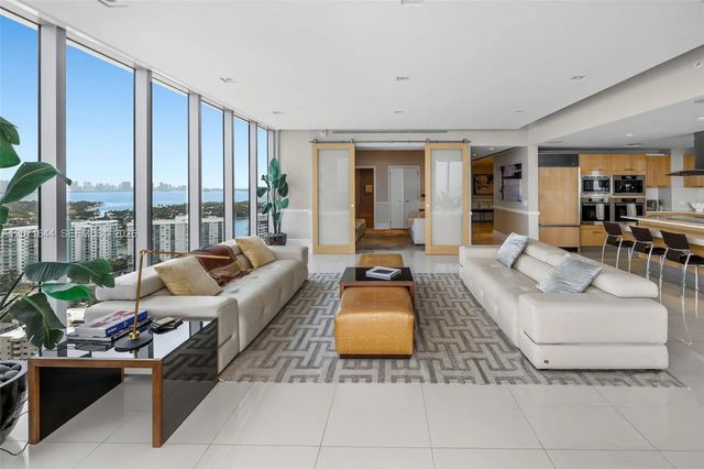 3 of 38 - 6899 Collins Avenue #2708, Miami Beach, FL