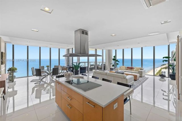 5 of 38 - 6899 Collins Avenue #2708, Miami Beach, FL