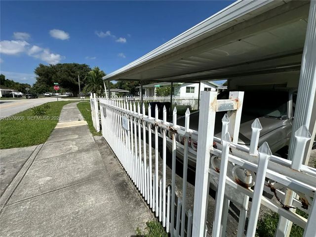 4 of 55 - 2961 Nw 162nd Street, Miami Gardens, FL