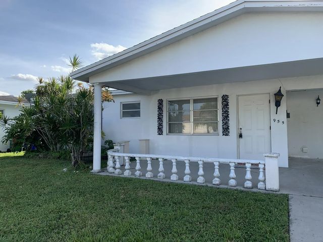 4 of 31 - 955 Nw 69th Avenue, Margate, FL