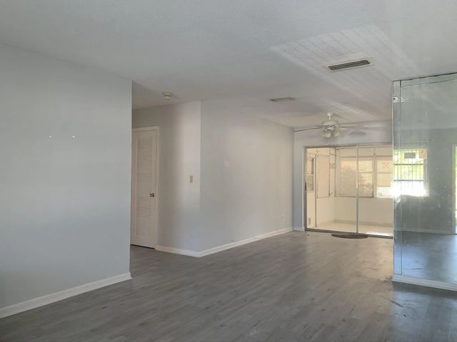 5 of 31 - 955 Nw 69th Avenue, Margate, FL