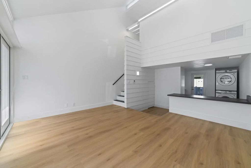 1951 Ne 51st Street #5e, Fort Lauderdale