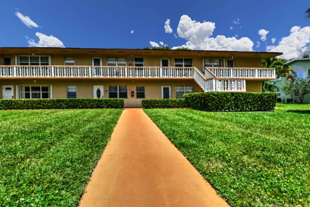 203 Coventry I, West Palm Beach