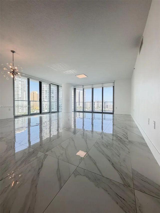 5 of 38 - 330 Sunny Isles Boulevard #5-1008, Sunny Isles Beach, FL
