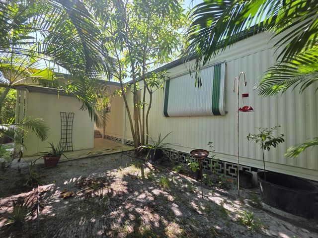 3 of 16 - 6125 N Guava Lane, Atlantis, FL