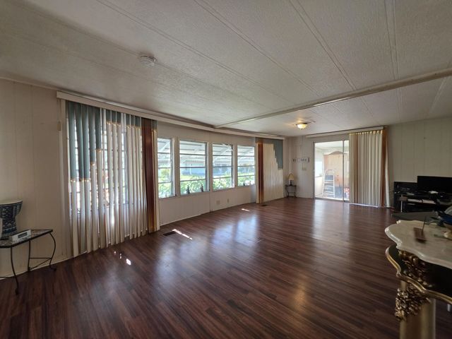 5 of 16 - 6125 N Guava Lane, Atlantis, FL