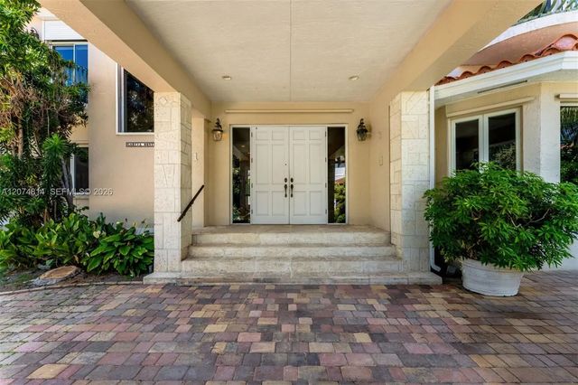 3 of 41 - 501 Bay Lane, Key Biscayne, FL