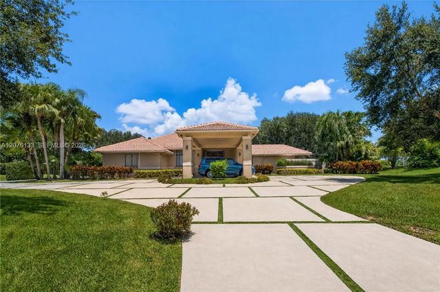 2725 Hunter Road, Weston