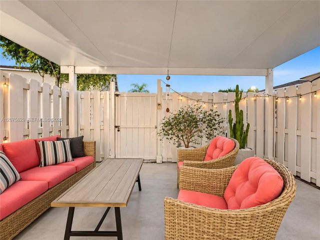 13891 Sw 64th Street, Miami