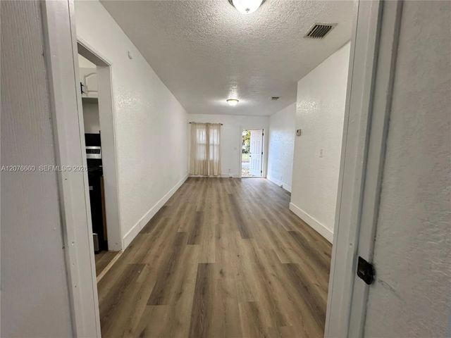 2 of 10 - 748 Ne 127th Street, North Miami, FL