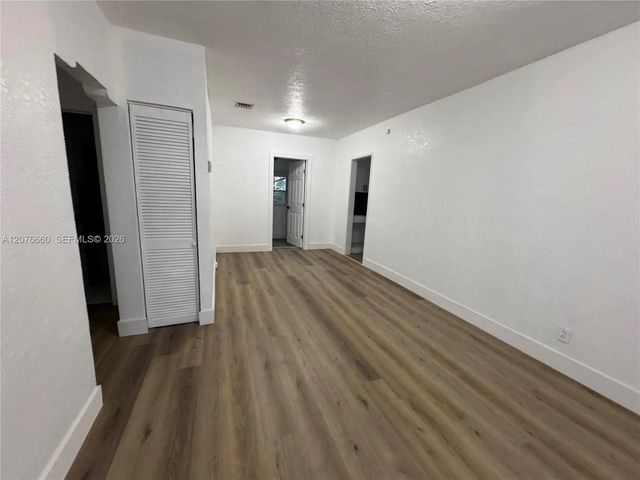 3 of 10 - 748 Ne 127th Street, North Miami, FL