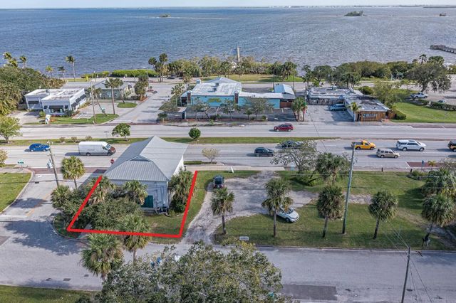 4 of 15 - 1329 Us Highway 1, Sebastian, FL