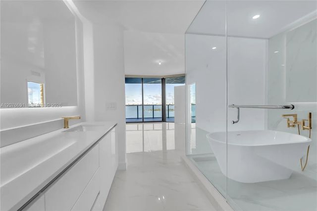 700 Ne 24th Street #1407, Miami