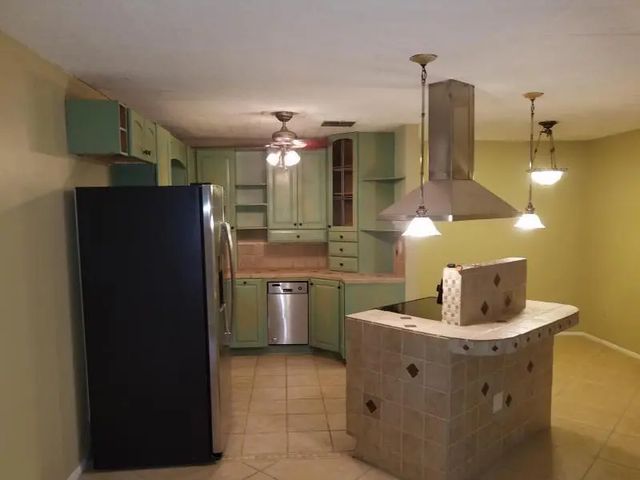 5725 Fernley Drive E #7, West Palm Beach