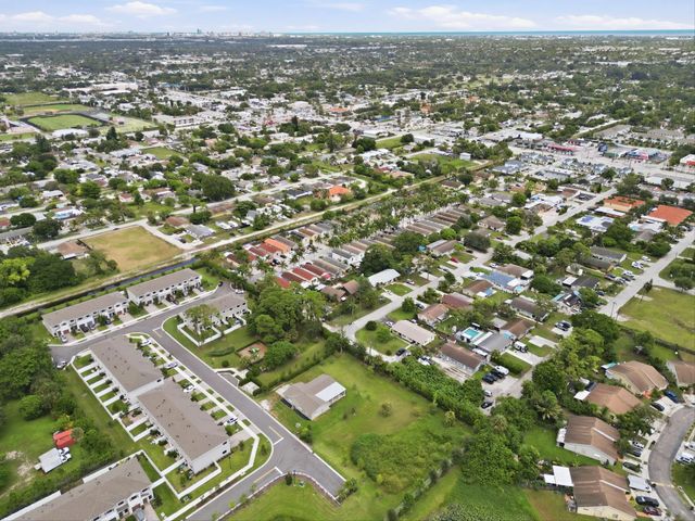 3 of 47 - 4737 Boatman Street, Lake Worth, FL