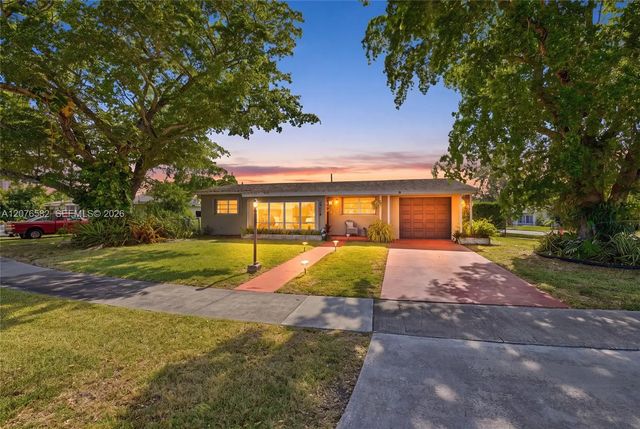 20510 Jacaranda Road, Cutler Bay