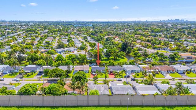 2 of 22 - 4200 Nw 52nd Avenue, Lauderdale Lakes, FL