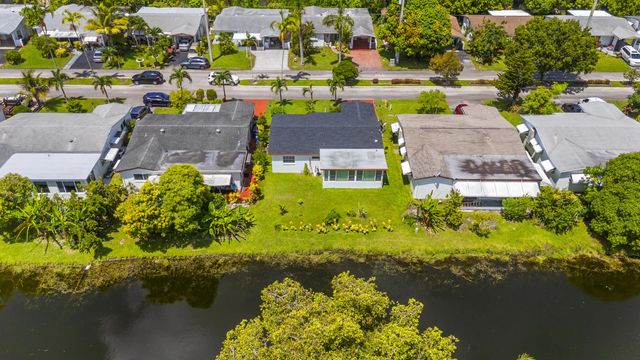 5 of 22 - 4200 Nw 52nd Avenue, Lauderdale Lakes, FL