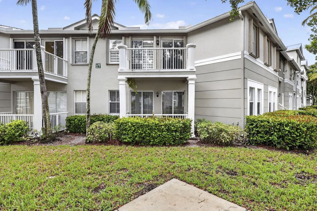2103 Shoma Drive #122, Royal Palm Beach