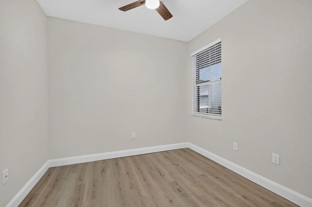 5 of 37 - 2103 Shoma Drive #122, Royal Palm Beach, FL
