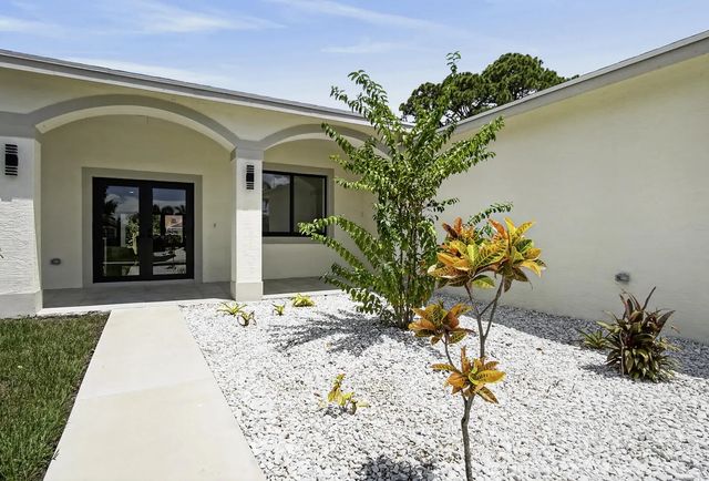 3 of 46 - 1471 Se Proctor Lane, Port St. Lucie, FL