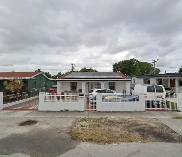 3627 Nw 18th Street, Miami
