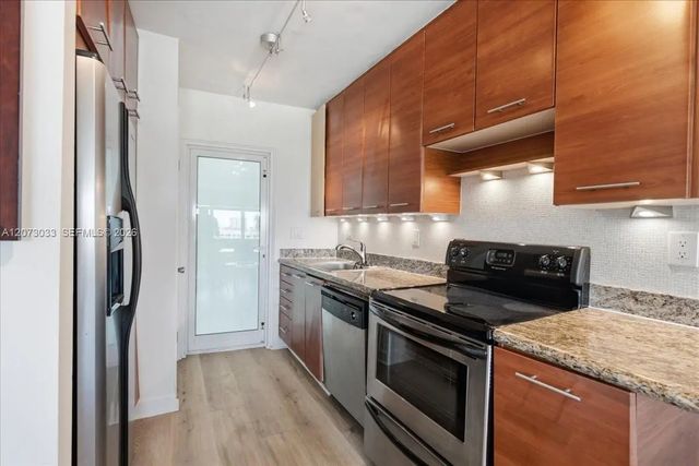2 of 23 - 3250 Ne 28th Street #806, Fort Lauderdale, FL