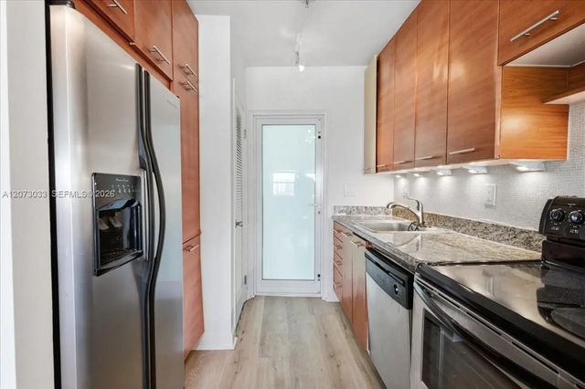 3 of 23 - 3250 Ne 28th Street #806, Fort Lauderdale, FL