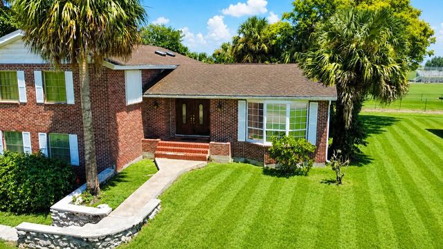 4 of 43 - 909 Ne 3rd Street, Belle Glade, FL