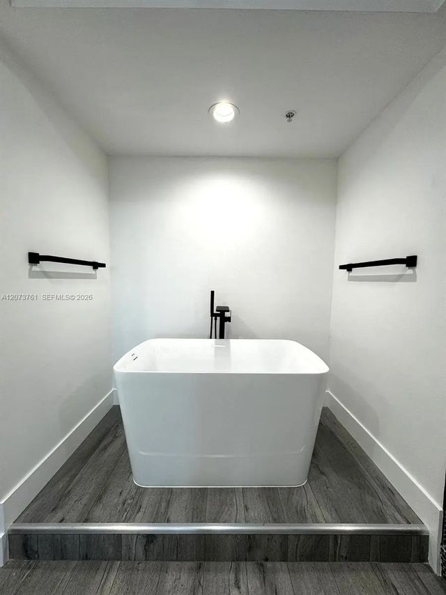4 of 12 - 15051 Royal Oaks Lane #1403, North Miami, FL