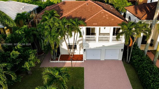 4 of 27 - 14465 Sw 157th Path, Miami, FL