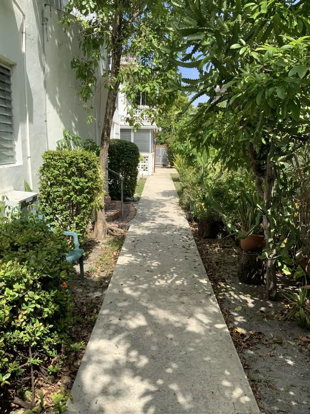 4 of 27 - 625 Michigan Avenue, Miami Beach, FL