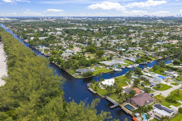 2 of 83 - 4406 Sw 35th Avenue, Fort Lauderdale, FL