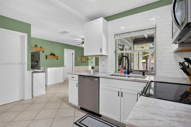 5 of 39 - 10320 Nw 42nd Drive, Coral Springs, FL