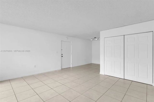 3 of 21 - 7100 Fairway Drive #k11, Miami Lakes, FL