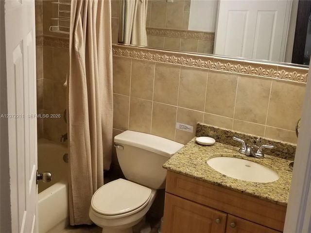 5 of 9 - 8290 Lake Drive #440, Doral, FL