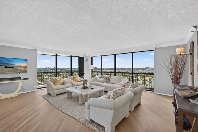 3 of 59 - 4100 N Ocean Drive #1904, Singer Island, FL
