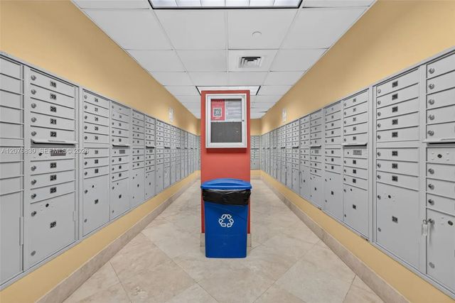 4 of 28 - 7350 Sw 89th Street #721s, Miami, FL